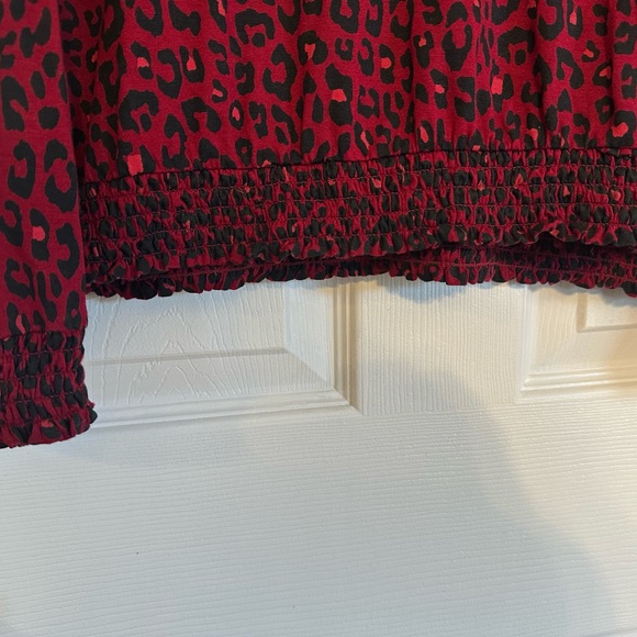 Loft - Leopard Print Top - Picture 4 of 6